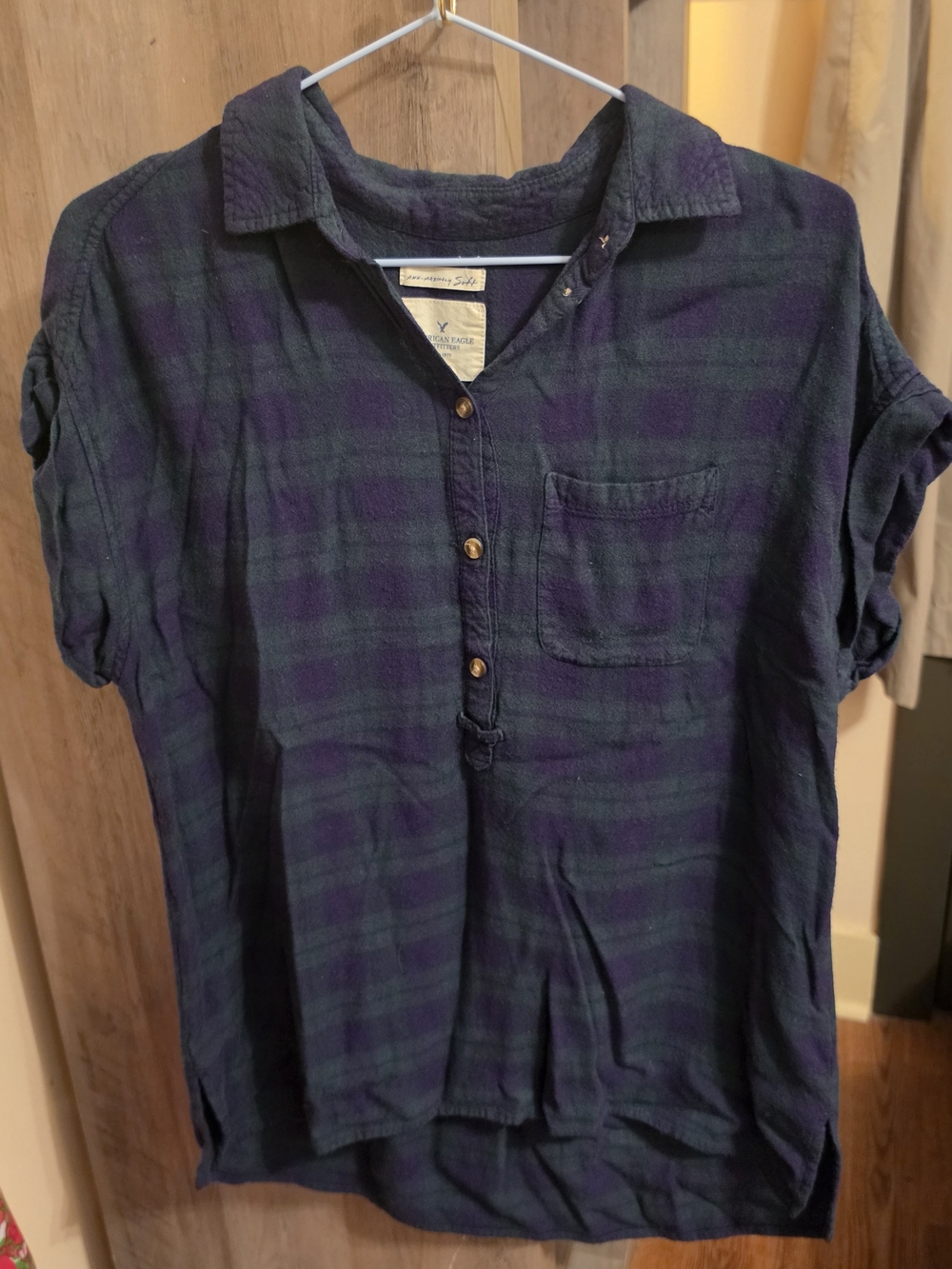 American Eagle Outfitters Navy and Purple Plaid Short-Sleeve Button Shirt